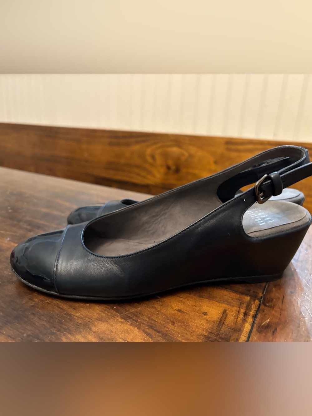 STUART WEITZMAN AUTH $399 Women Navy Blue Nappa Leather Tipin Cap Toe Wedge 6.5 - Picture 2 of 9